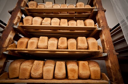 Изменение законодательства по автолавкам поможет сделать хлеб на селе доступнее